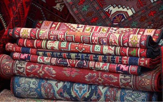 importing persian carpets